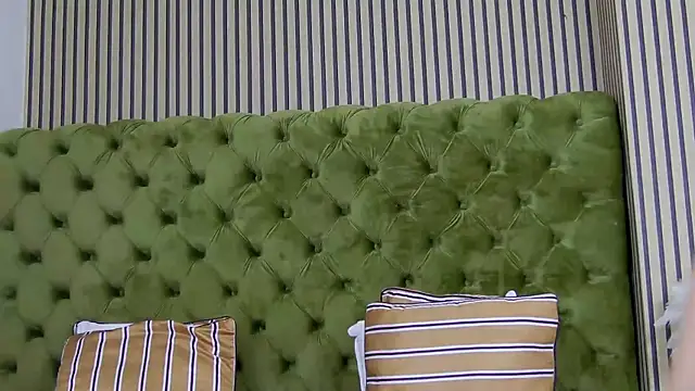 LunaHart online show from October 20, 7:17 pm