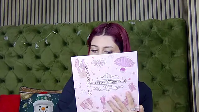 LunaHart online show from December 20, 3:27 pm