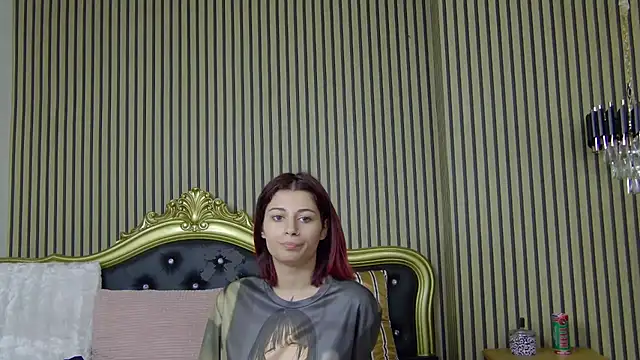 LunaHart online show from October 4, 1:28 pm