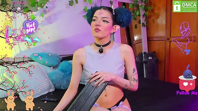 Bluedarkelf888 online show from April 7, 11:29 pm