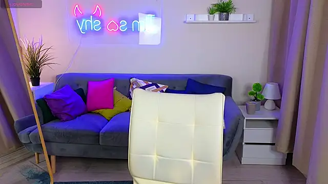 Wander Waves online show from November 6, 8:15 pm