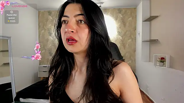 Saya Amaretto1 online show from February 24, 9:13 pm