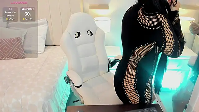 manyaa  online show from November 27, 7:50 pm