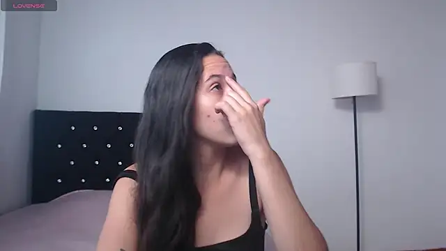 lilacream online show from October 6, 3:18 pm