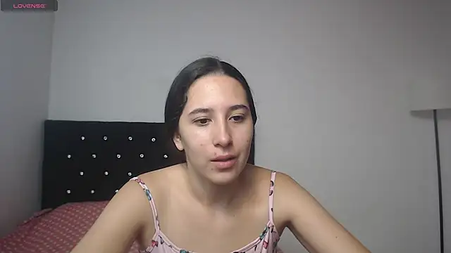 lilacream online show from December 1, 1:58 pm