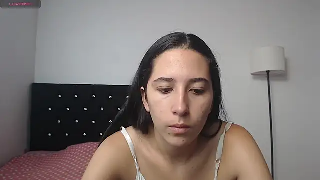 lilacream online show from October 9, 2:21 pm