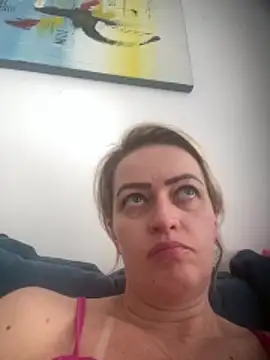 Alerquinasc online show from December 22, 1:25 pm