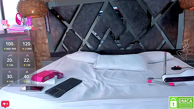 Selene  Lopez  online show from December 5, 8:10 pm