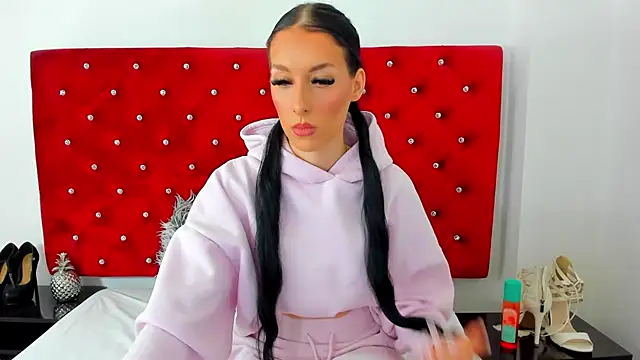 PleasureJasmine online show from October 19, 8:16 am