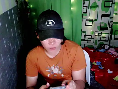 urdreamgirljacky online show from December 22, 12:19 pm