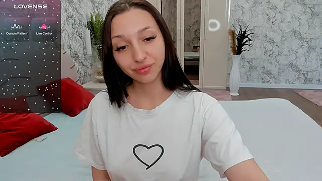 sheillawood online show from September 28, 1:34 am