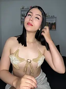 natsu saori online show from March 14, 3:51 am