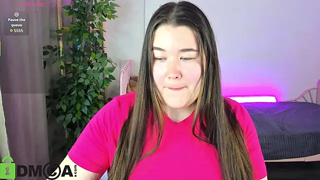 Tara Torres online show from December 3, 9:11 am