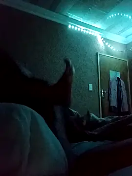 easybutjust online show from April 20, 8:23 pm