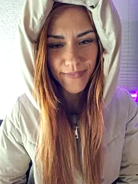 SlimBellaa online show from November 29, 9:41 pm