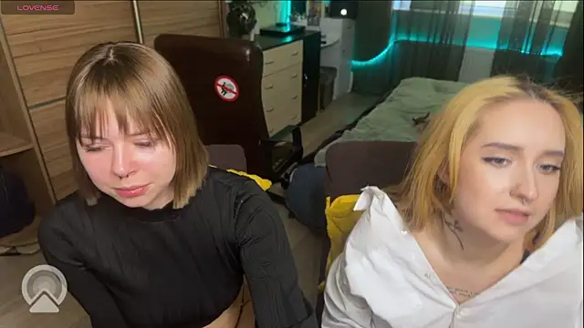 xxx sandra  online show from March 25, 2:53 pm