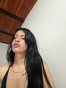 LiaCollings online show from April 10, 11:16 am