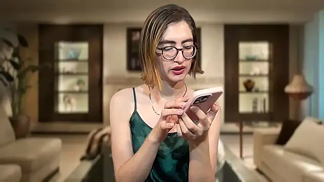 rousseblossom online show from November 2, 12:47 am