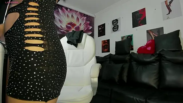 lycoris 19 online show from December 1, 8:55 pm