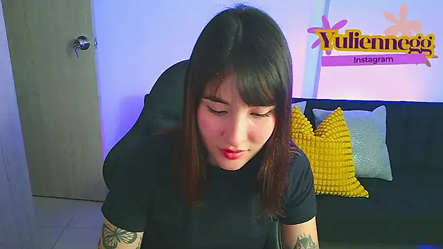 Yulienneg online show from February 7, 1:20 am