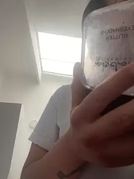 Mia garcia28 online show from November 18, 7:59 pm