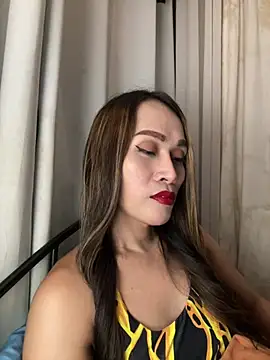 RomanticPearlTS online show from April 14, 1:44 pm