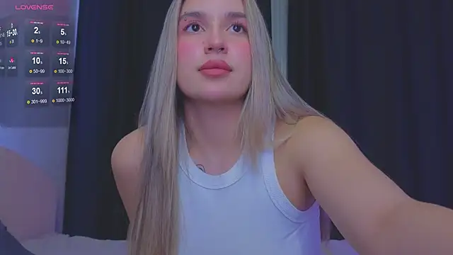 RoxyChill online show from September 23, 8:07 pm