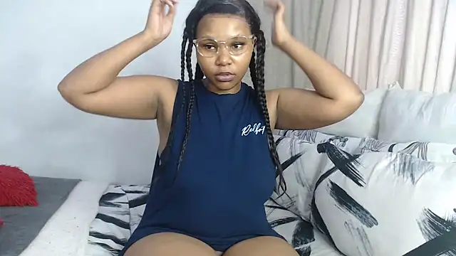 DarrkDeeva68 online show from December 20, 2:43 pm