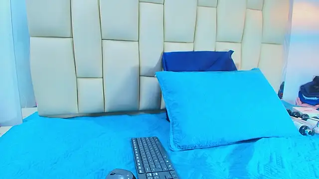 sweet amye online show from January 15, 7:31 pm