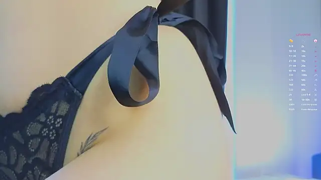 VirginiaHouston online show from October 15, 6:49 am