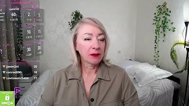 hunters woman online show from October 13, 10:34 pm