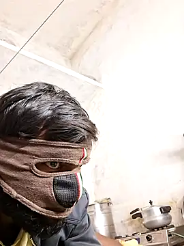 RAYI Queen 3 online show from November 13, 3:55 pm