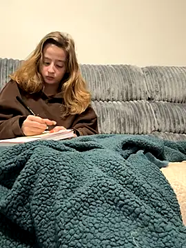 SeccySerena online show from October 26, 5:08 pm