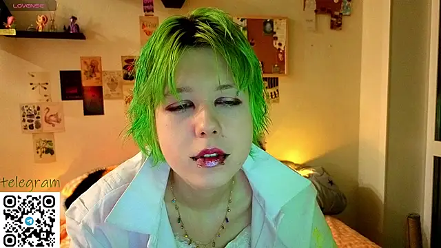 CarolineRichter online show from February 2, 11:15 pm