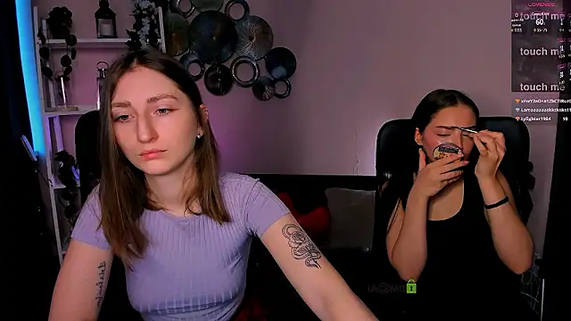 eva smiith  online show from March 6, 7:36 am