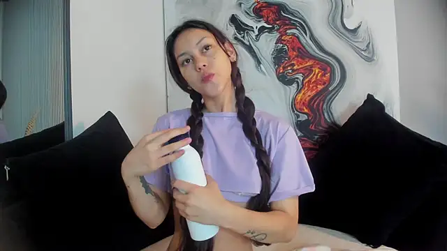 Charlottegray 1 online show from October 2, 4:06 am