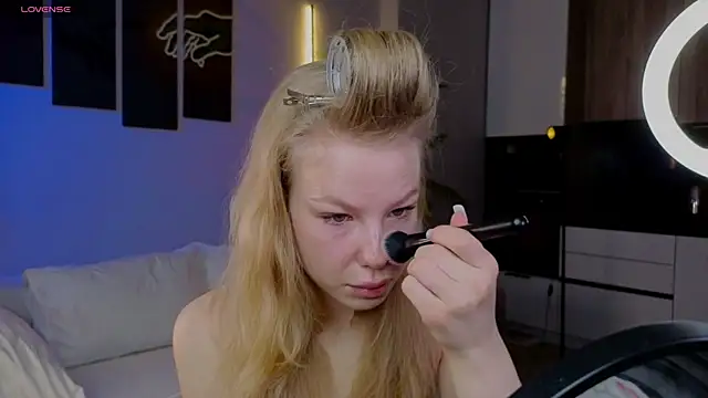 emilyshepar d online show from June 4, 3:01 am