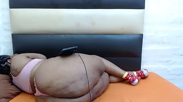 AFRICANBOOTYLICIOUSxxx online show from September 16, 9:12 pm