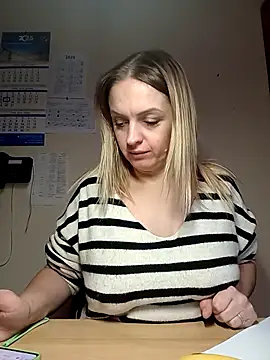 Ami Foxy online show from December 16, 11:49 am