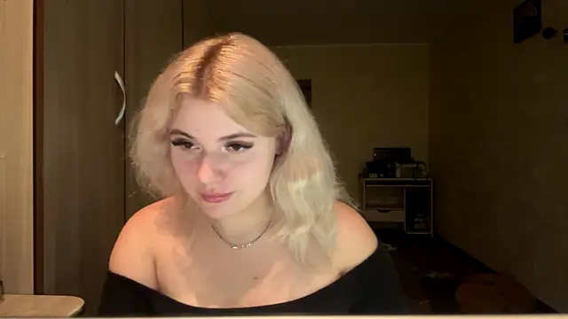 sunshinyflash online show from November 23, 6:42 pm