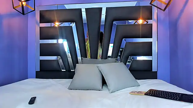 anne-brown13 online show from September 24, 7:35 pm