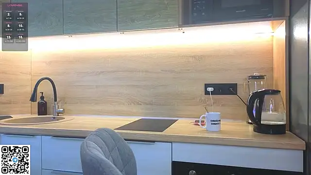 miss bubbles  online show from October 15, 12:57 am