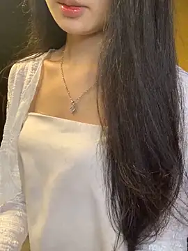 Nhinhi18 online show from April 22, 3:20 pm