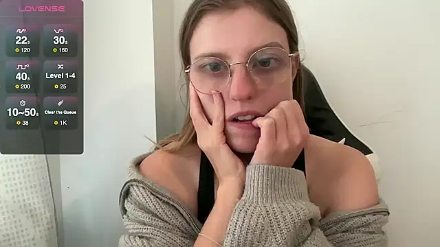 BustyKellyXXX online show from November 3, 2:32 pm