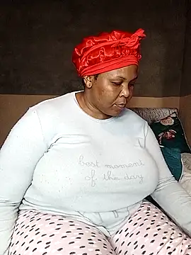 Moretl online show from November 28, 8:45 pm