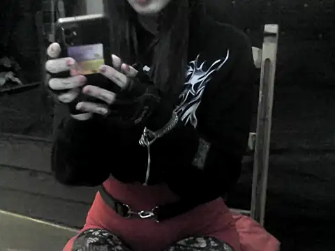 younghannaamontana online show from September 23, 12:09 am