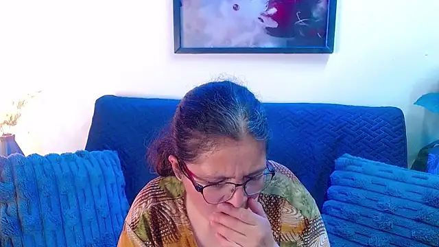 Linda banks  online show from March 8, 2:04 am