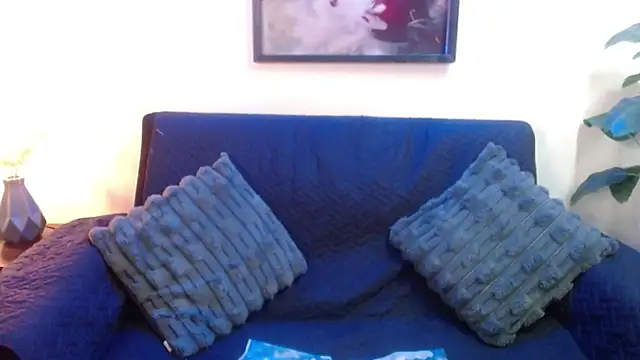 Linda banks  online show from April 17, 1:40 am