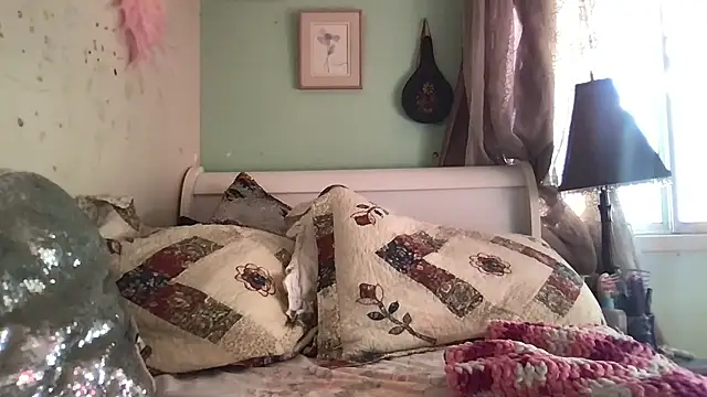 nekowaifuuu online show from November 19, 8:09 pm