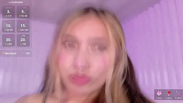  ManuVeelez online show from February 20, 6:26 am